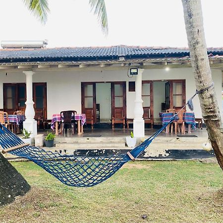 Sea View Resort กอลล์ ภายนอก รูปภาพ